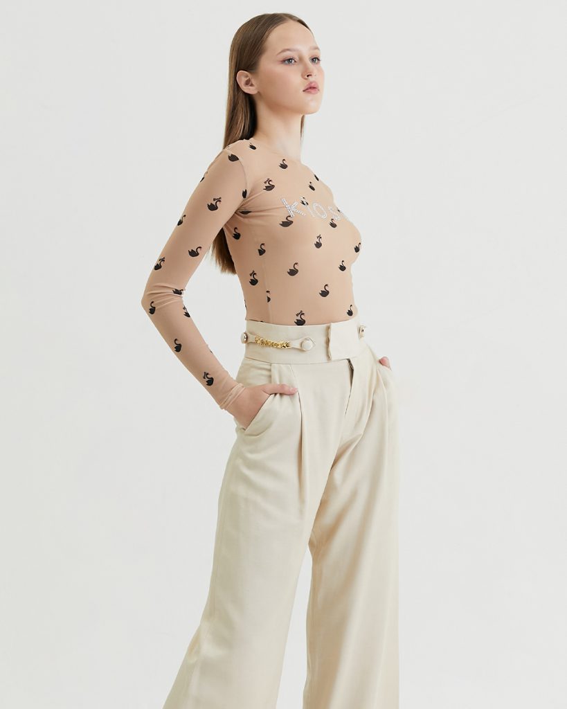 Pleated Wide Pants With Chain Belt