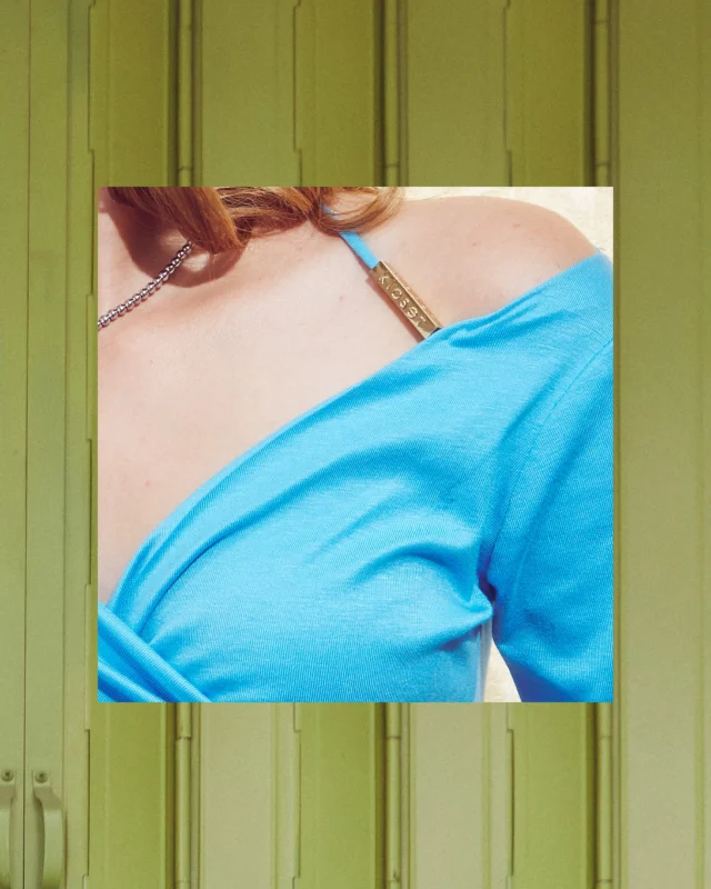 Golden Kloset logo moment: a tiny detail you won’t want to miss.  #klosetSS25 #WhenWeWereYoung