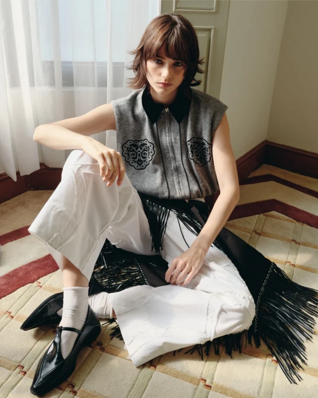 Zip up, step out, and let the details do the talking.  #KlosetAW25
#KlosetTheFundamentals