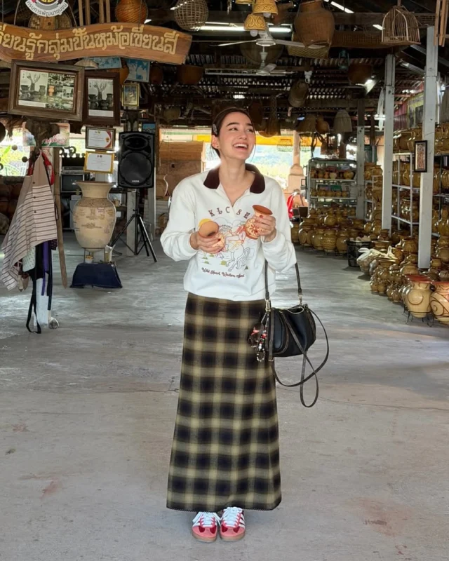 Khun @dianaflipo wearing Kloset Western Soul Polo Top with Plaid Skirt.  #KlosetAW25
#KlosetTheFundamentals