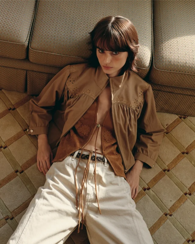 Effortless layering for moments on the move.  #KlosetAW25
#KlosetTheFundamentals