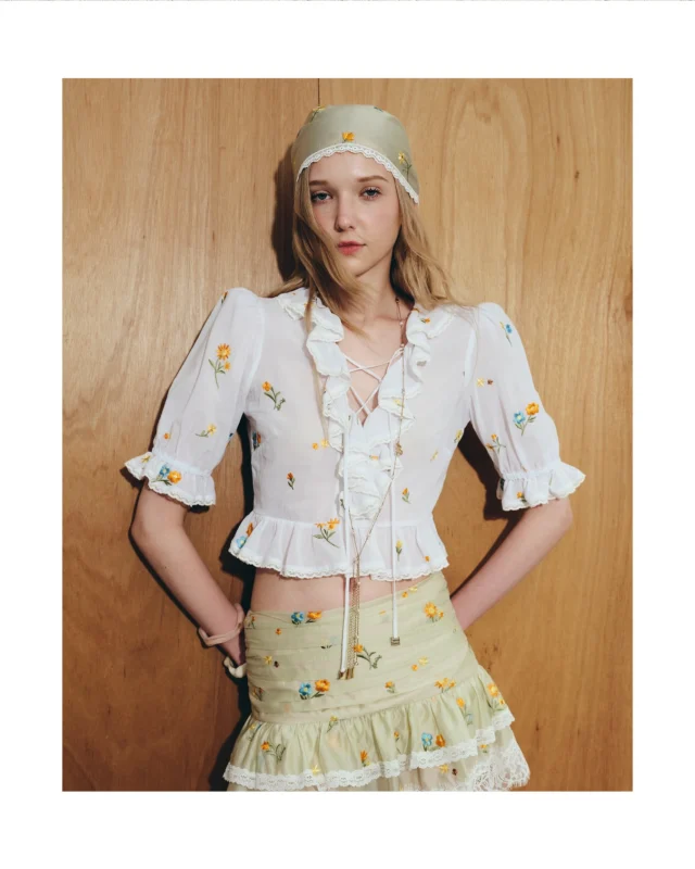 Soft textures, pastel hues and delicate scattered florals …”Kiss of Life” Kloset Resort Collection 2026 is here.  #KlosetRS26
#KlosetKissofLife