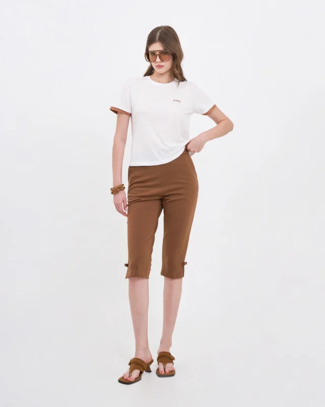 The kind of look that feels easy, but still polished.
Kloset Lace Patch with Contrast Layer T-shirt pair with Petite bow Capri Pants.
#KlosetSS26
#KlosetLettingGo