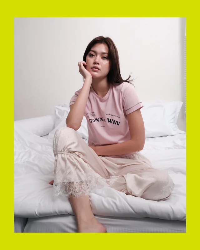Woke up comfy and in style.
Kloset Cyber Mid-Year Sale up to 90% off
Starts tomorrow!!  ลูกค้าสมาชิกช้อปก่อนใครได้ตั้งแต่ 24 มิถุนายน
พร้อมรับส่วนลดเพิ่ม 700 บาทและของขวัญ Sundae Body Oil มูลค่า 1,150.- เมื่อมียอดซื้อครบ 5,000.- ขึ่นไป  ช้อปเลยที่ klosetdesign.com  #klosetcybermidyearsale